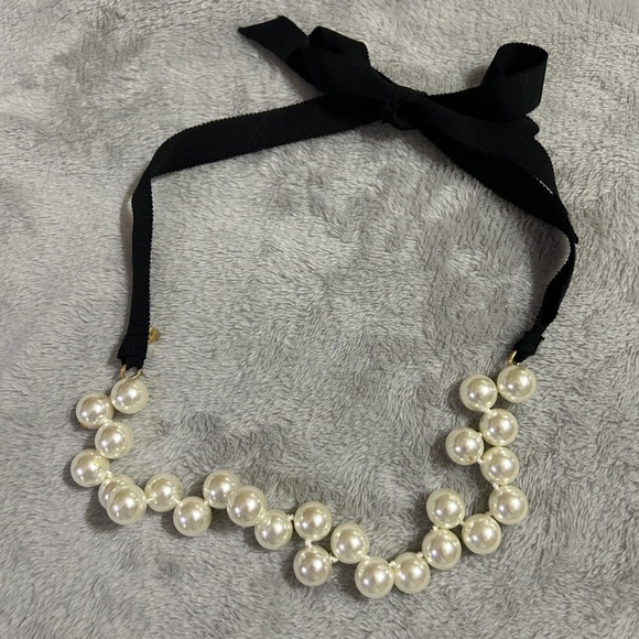 ‼️ sold New J Crew Large  Pearl Necklace with Black Ribbon. Beautiful! - Picture 1 of 4